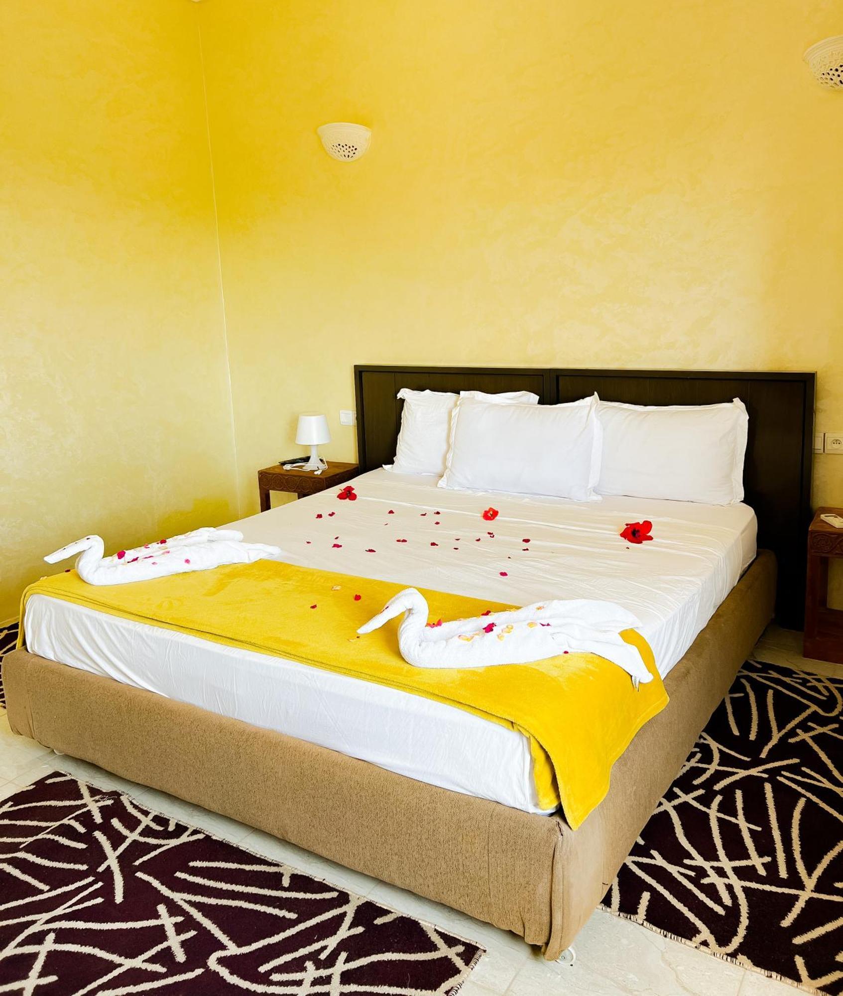 Guest House Qodwa Sidi Abdallah Ghiat 외부 사진