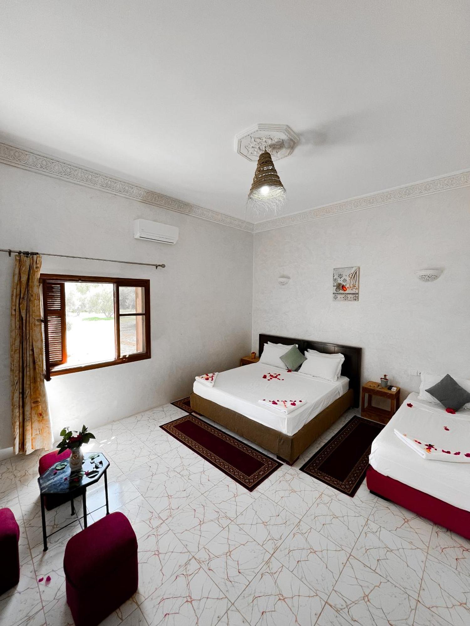 Guest House Qodwa Sidi Abdallah Ghiat 외부 사진